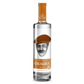 Vodka de casa CHACHA...