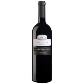 Vino tinto semidulce...
